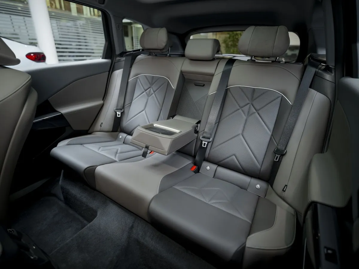 BMW X3 xDrive30L AT (258 л.с.) Серый в АВИЛОН. Слайд №8