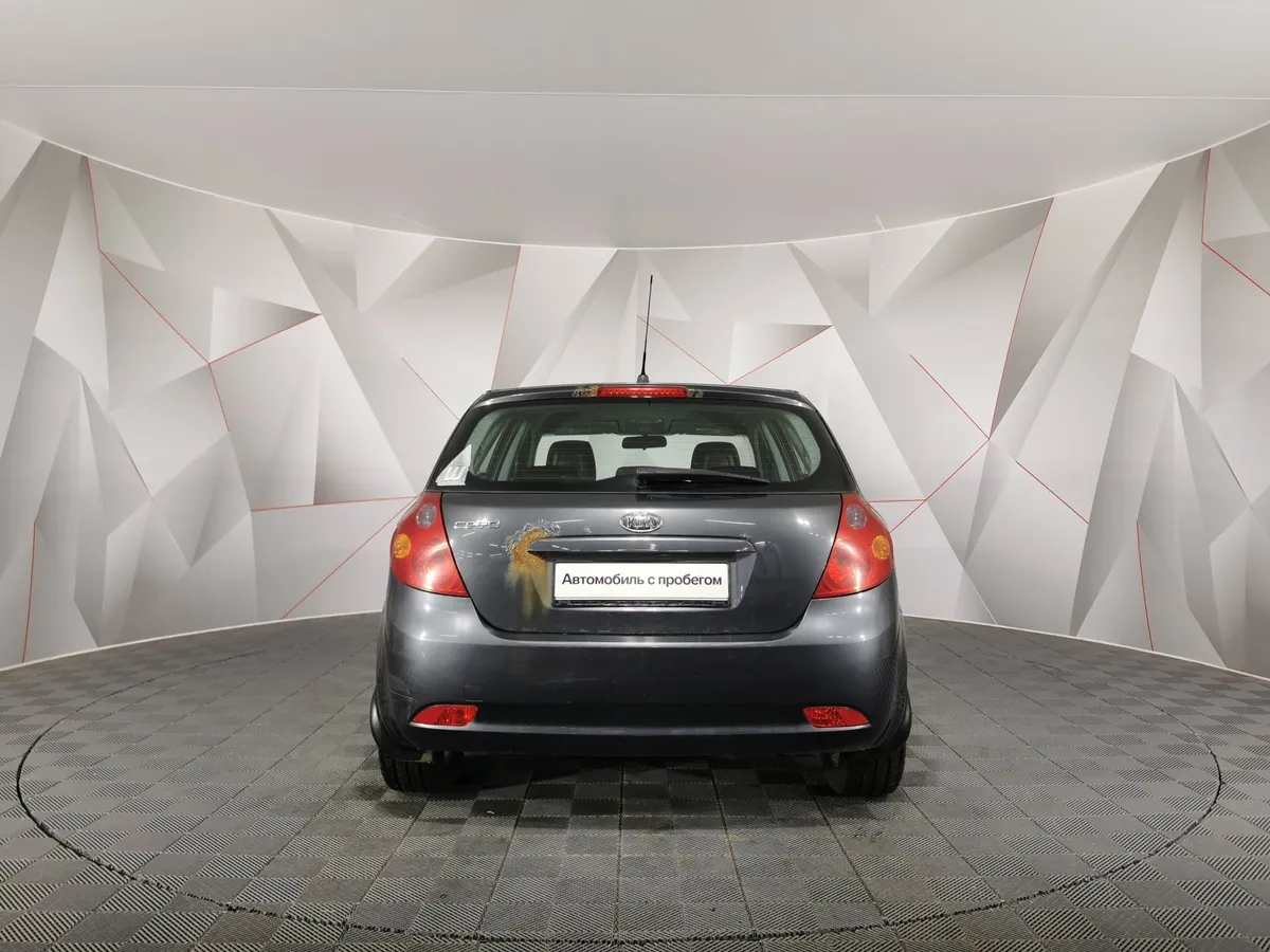 Kia Ceed 2.0 AT (143 л.с.) Серый в АВИЛОН. Слайд №8
