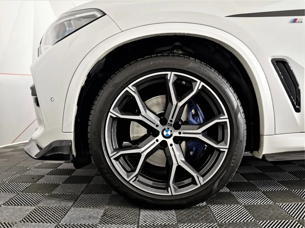 BMW X5 xDrive40i Steptronic (340 л.с.) Белый в АВИЛОН. Слайд №7