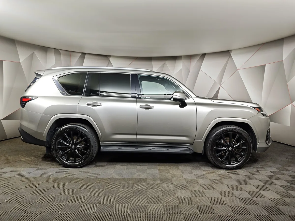 Lexus LX 500d 3.4 AT 4WD (299 л.с.) Active Серый в АВИЛОН. Слайд №6
