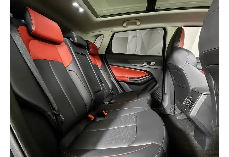 Changan UNI-S 1.5T 7DCT 2WD (181 л.с.) Tech Plus Черный в АВИЛОН. Слайд №16