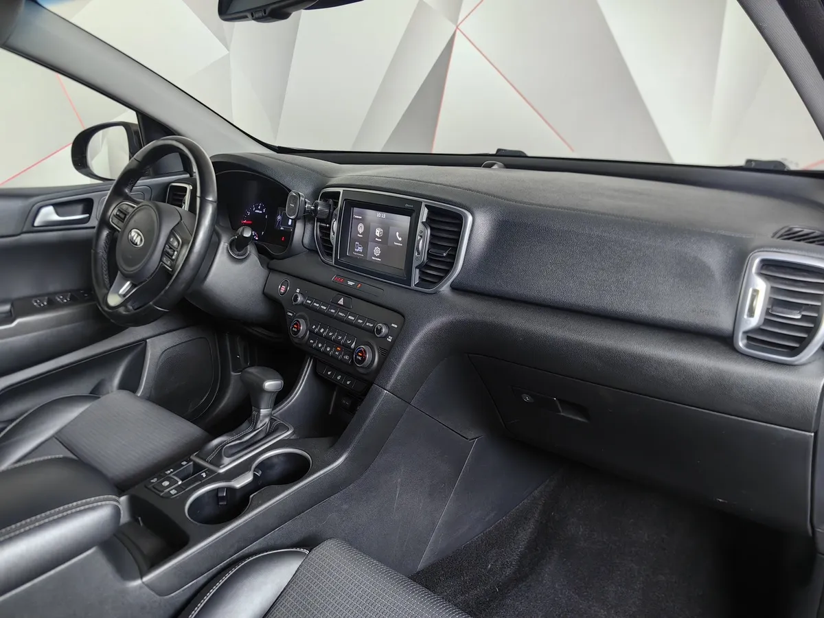 Kia Sportage 2.0 AT AWD (150 л.с.) Flagship Edition Коричневый в АВИЛОН. Слайд №13