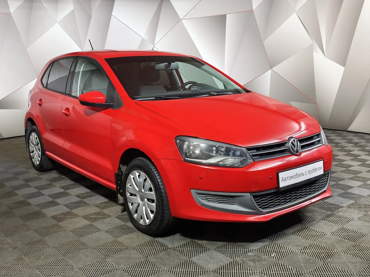 Volkswagen Polo 1.4 DSG (85 л.с.) Comfortline Красный в АВИЛОН. Слайд №3