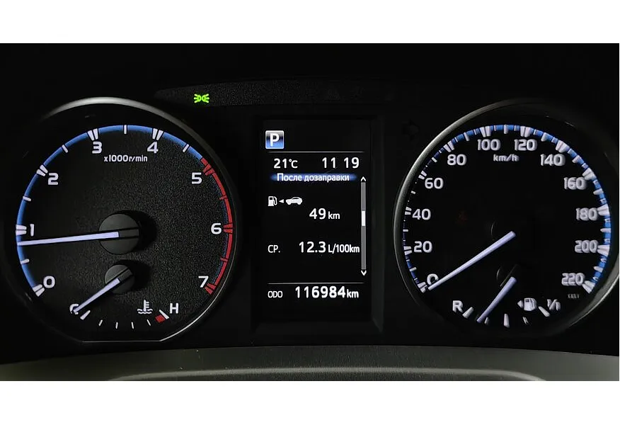 Toyota RAV4 2.2 TD AT (150 л.с.) Белый в АВИЛОН. Слайд №18