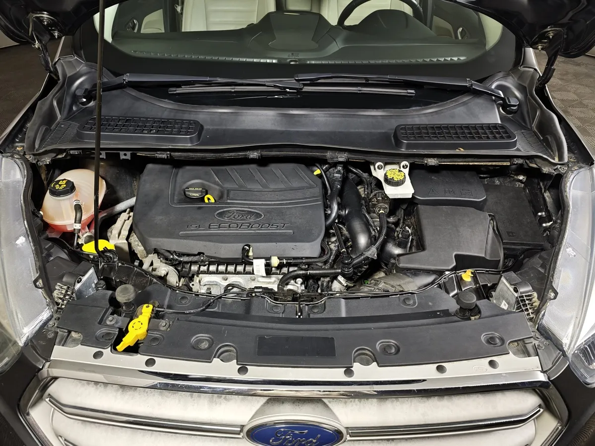 Ford Escape 1.5 EcoBoost AT (182 л.с.) Серый в АВИЛОН. Слайд №11