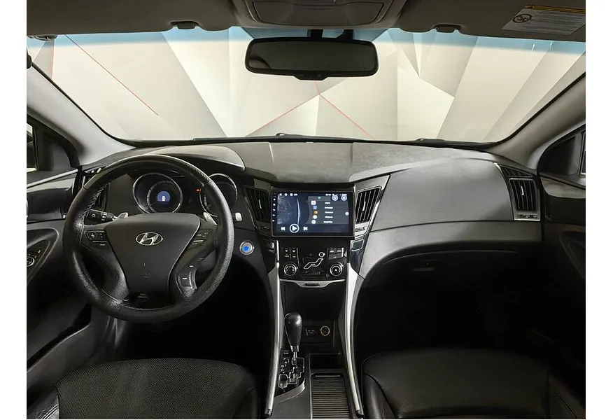 Hyundai Sonata 2.0 MPi AT (150 л.с.) Черный в АВИЛОН. Слайд №13