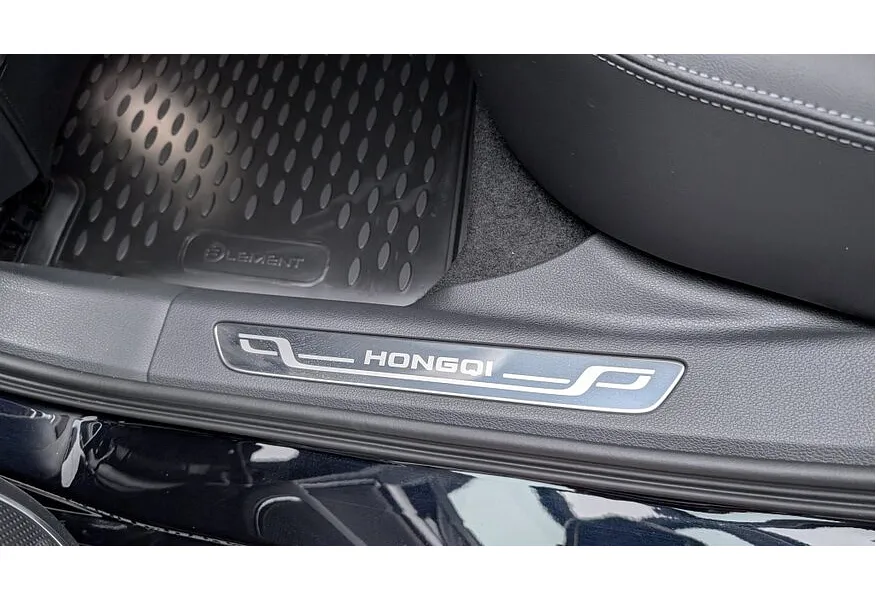 Hongqi H5 2.0 AT (218 л.с.) Deluxe Plus Черный в АВИЛОН. Слайд №17