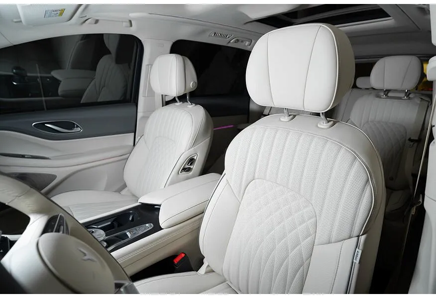 Voyah Dream EVR long range 1.5 AT AWD (422 л.с.) Executive Черный в АВИЛОН. Слайд №9