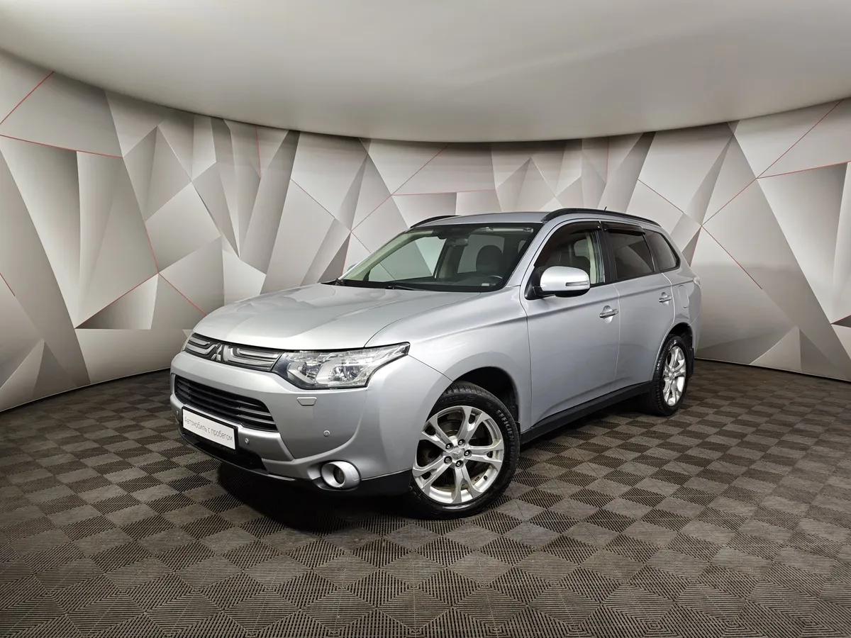 АВИЛОН - Mitsubishi Outlander 2.4 MIVEC CVT 4WD (167 л.с.) Ultimate Plus Серебристый - slide 10097050