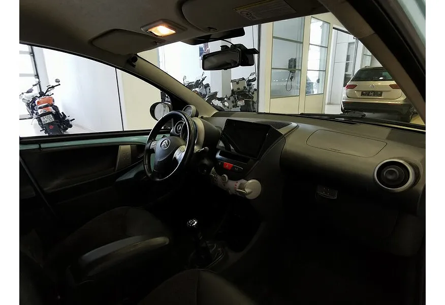 Citroen C1 1.0 MT (68 л.с.) Голубой в АВИЛОН. Слайд №12