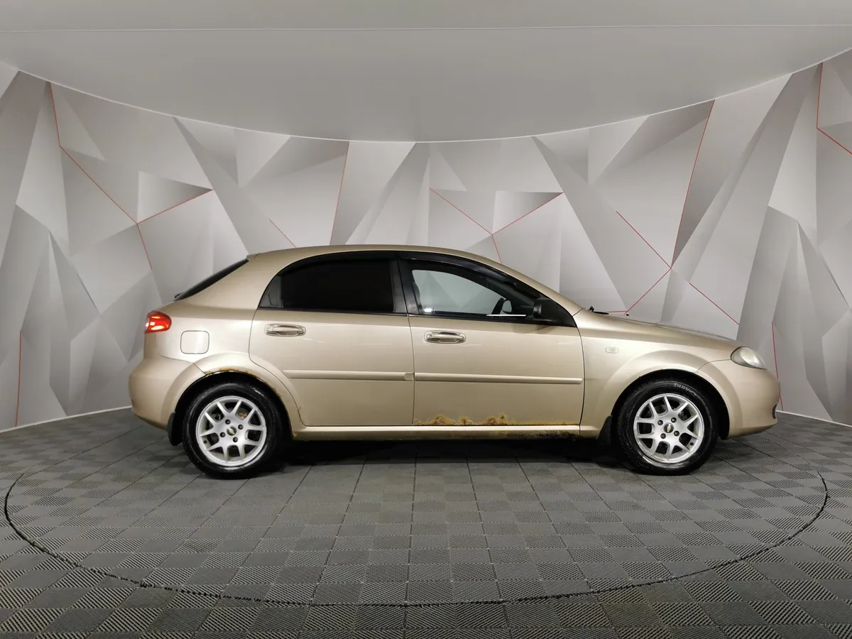Chevrolet Lacetti 1.4 MT (95 л.с.) Бежевый в АВИЛОН. Слайд №5