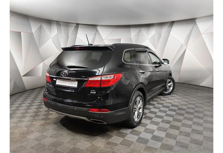 Hyundai Santa Fe 3.0 AT 4WD (249 л.с.) High-Tech Черный в АВИЛОН. Слайд №2