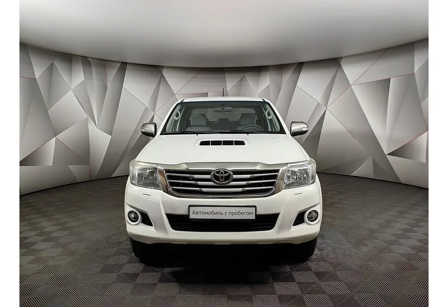 Toyota Hilux 2.5D MT Turbo AWD (144 л.с.) Стандарт Белый в АВИЛОН. Слайд №7