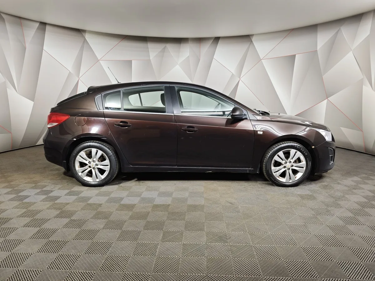 Chevrolet Cruze 1.8 AT (141 л.с.) Коричневый в АВИЛОН. Слайд №6