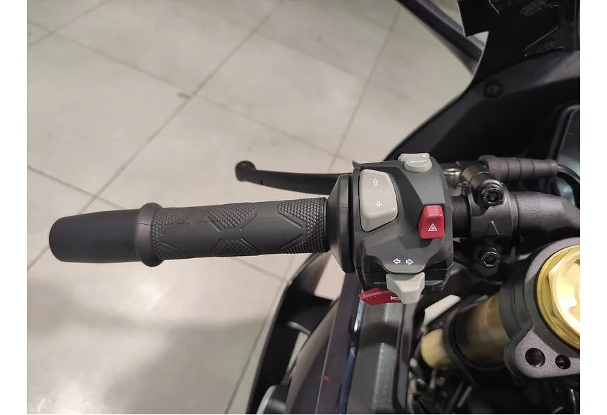 АВИЛОН - VOGE RR660S 662 см³ (99 л.с.) (99) 660 Черный - slide 6