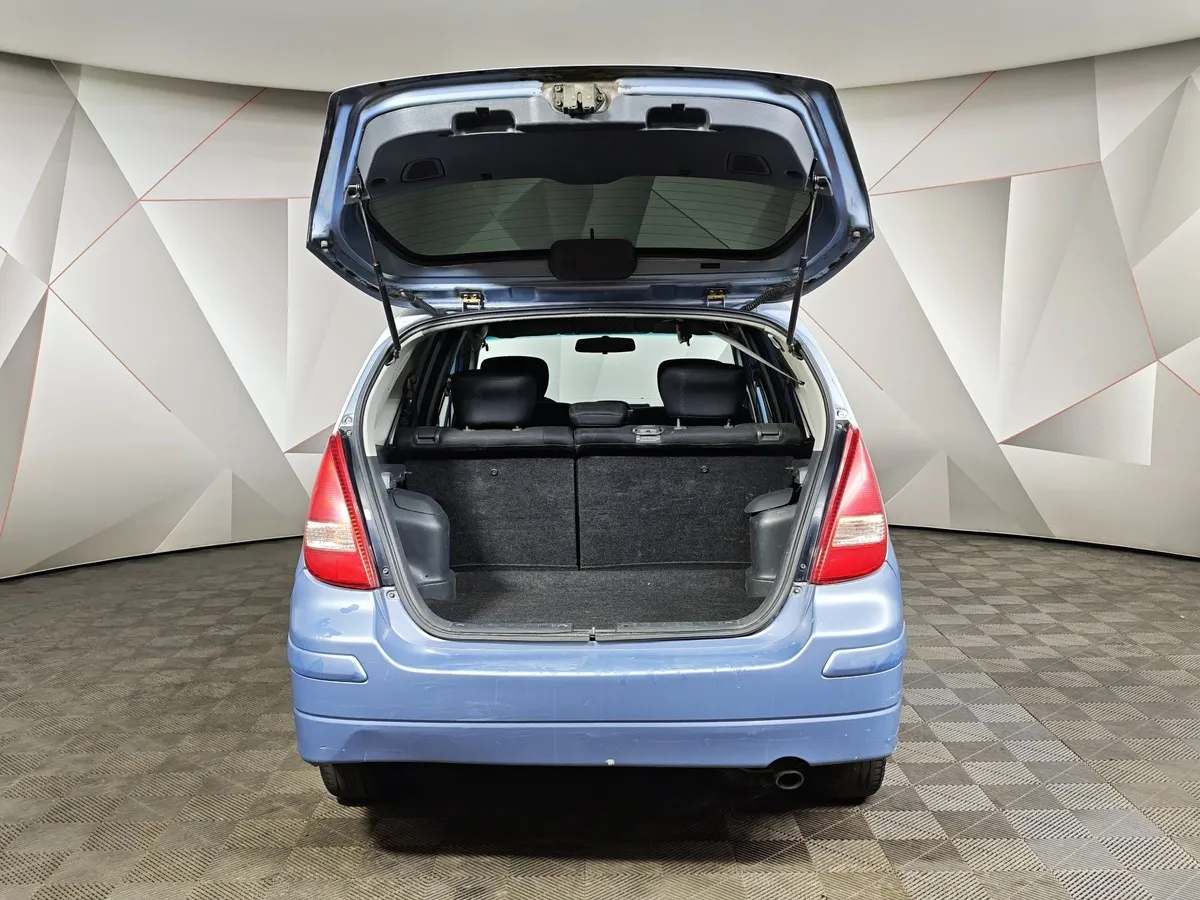 Suzuki Liana 1.6 MT 4WD (106 л.с.) Синий в АВИЛОН. Слайд №11
