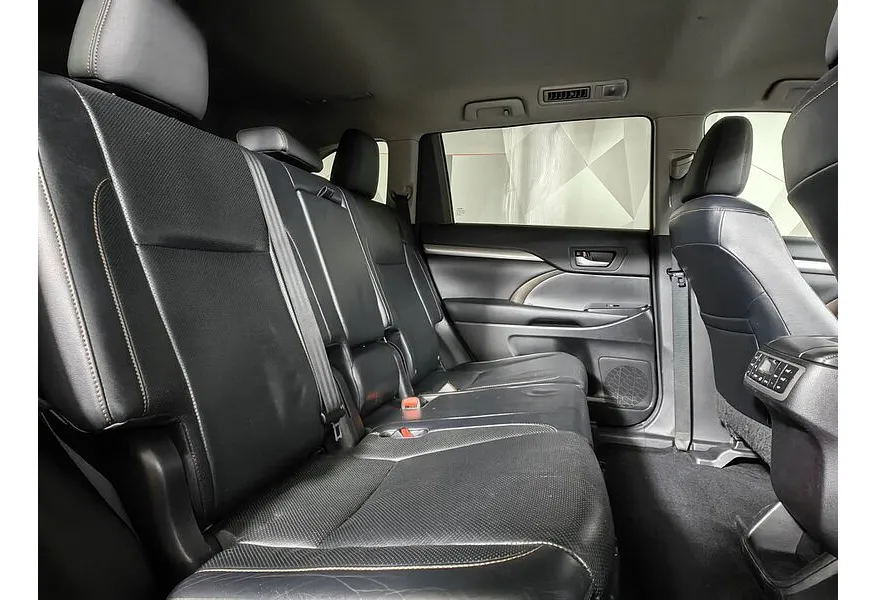 Toyota Highlander 3.5 AT AWD (249 л.с.) Престиж Серый в АВИЛОН. Слайд №16