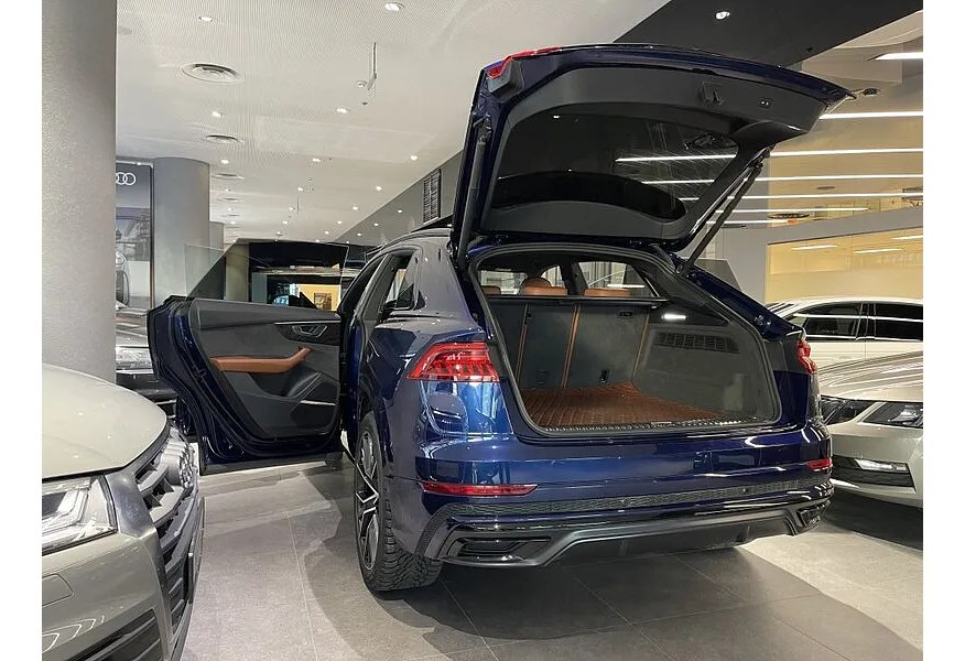 Audi Q8 45 TDI Tiptronic quattro (249 л.с.) Синий в АВИЛОН. Слайд №26