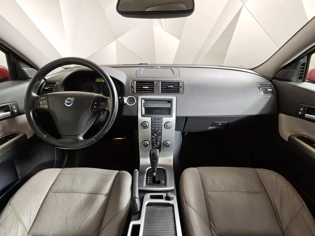 Volvo C30 2.4 Geartronic (170 л.с.) Красный в АВИЛОН. Слайд №13