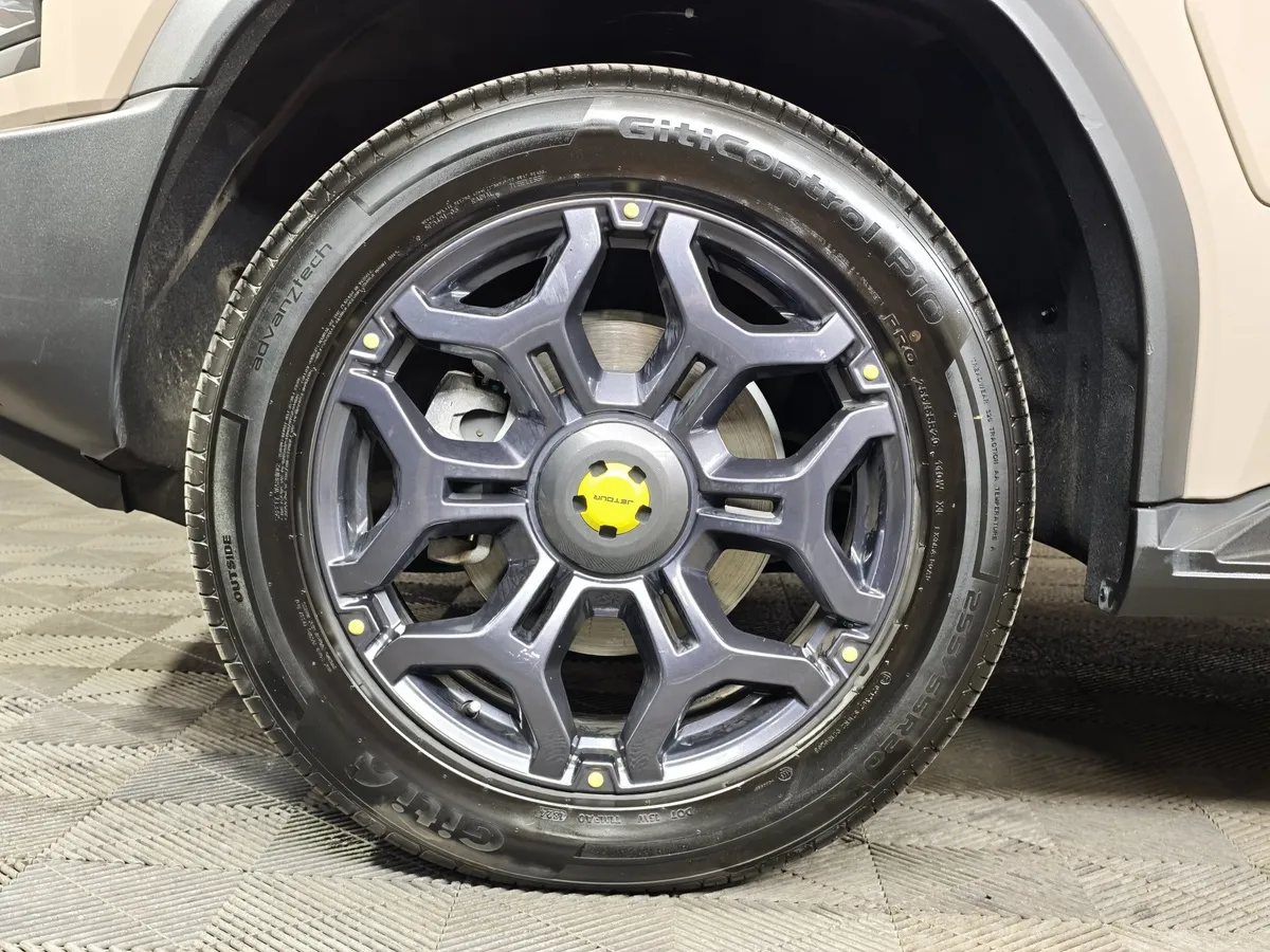 JETOUR T2 2.0T 7DCT AWD (245 л.с.) Престиж Коричневый в АВИЛОН. Слайд №9