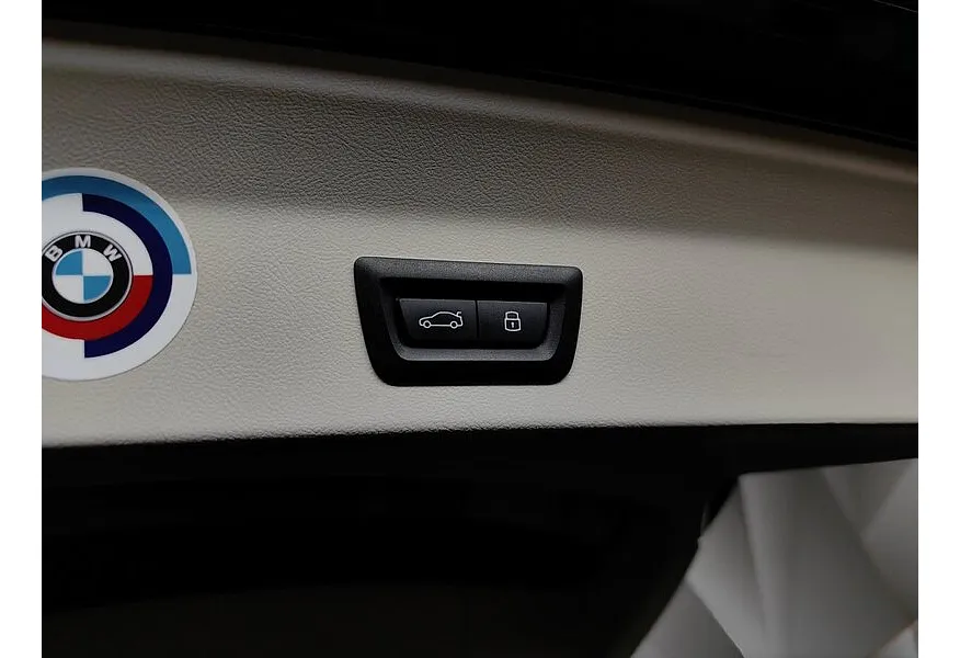 BMW X3 xDrive30i AT (245 л.с.) M-Night Suit Черный в АВИЛОН. Слайд №16