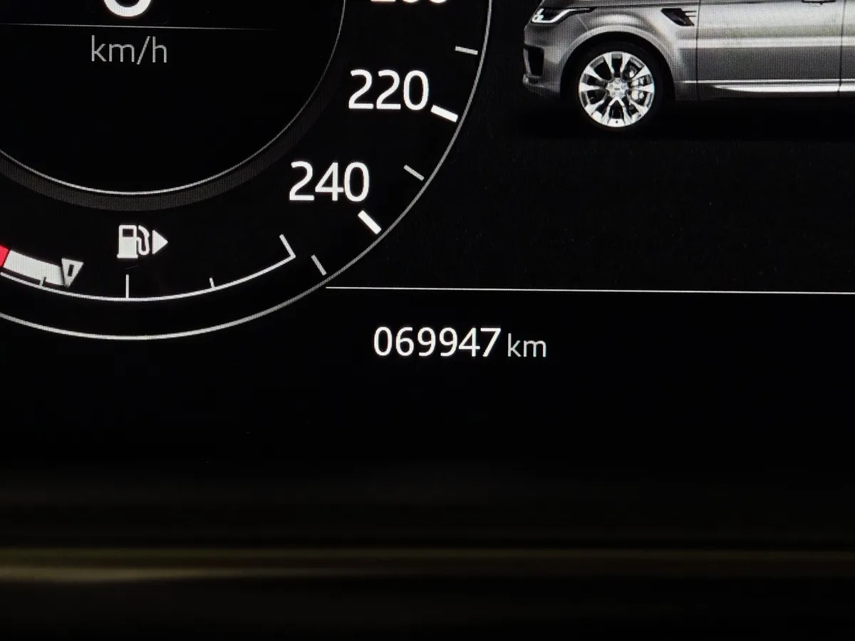 Land Rover Range Rover Sport 3.0D i6 AT AWD (350 л.с.) Autobiography Черный в АВИЛОН. Слайд №18