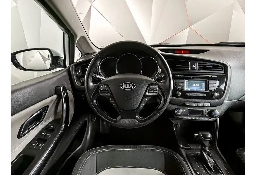 Kia Ceed 1.6 CRDi AT (115 л.с.) Белый в АВИЛОН. Слайд №20