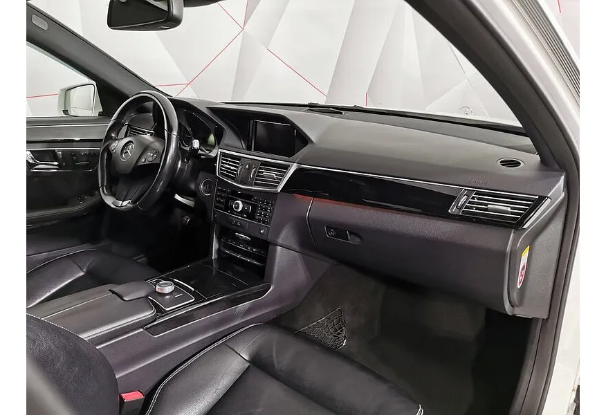 АВИЛОН - Mercedes-Benz E-Класс E 350 4MATIC 7G-Tronic Plus (272 л.с.) Белый - slide 10