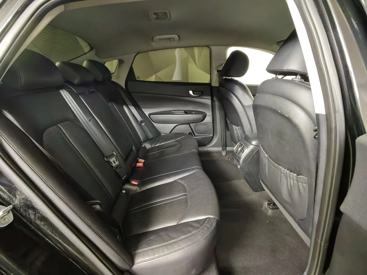 Kia Optima 2.4 GDI AT (188 л.с.) Черный в АВИЛОН. Слайд №16