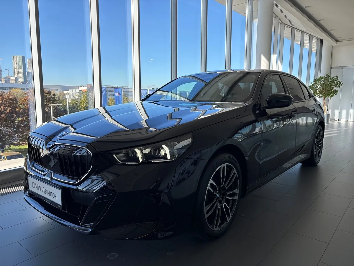 АВИЛОН - BMW 5 серия 530i xDrive AT (252 л.с.) Черный - slide 10238484