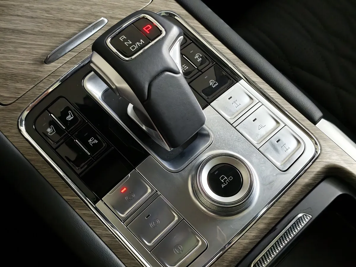 TANK 500 2.0 Turbo AT 4WD (299 л.с.) Сити Премиум Серый в АВИЛОН. Слайд №20