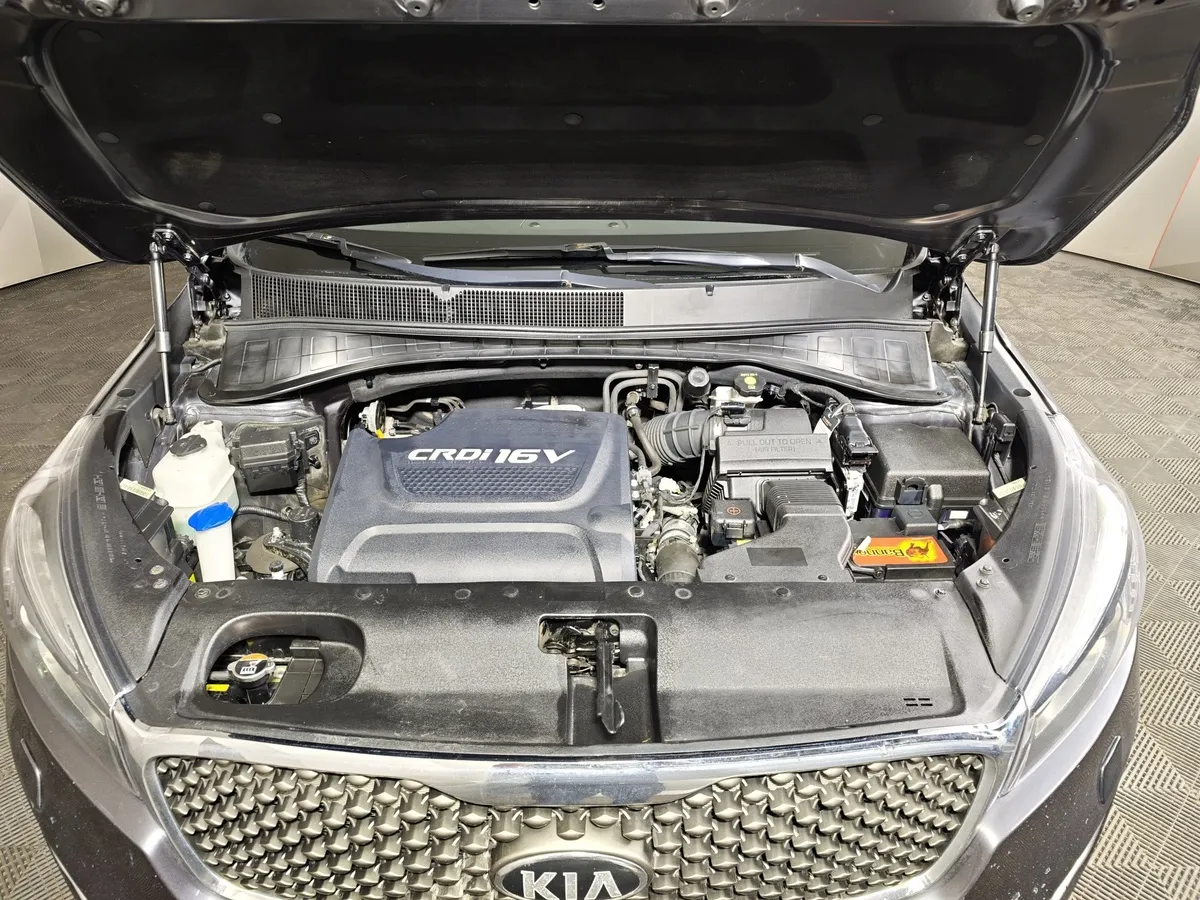 Kia Sorento 2.2 D AT AWD (5 мест) (200 л.с.) Prestige Серый в АВИЛОН. Слайд №11