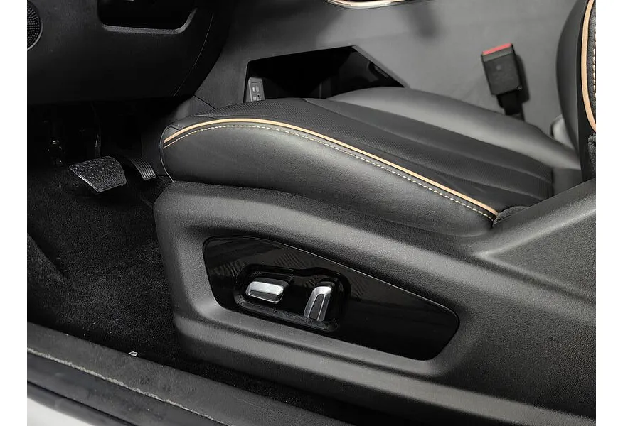 Omoda C5 1.6T DCT 4WD (150 л.с.) Active Белый в АВИЛОН. Слайд №20