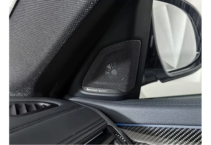 LIVE. Слайд №19