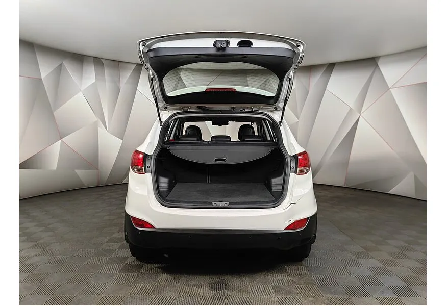 Hyundai ix35 2.0 AT 4WD (150 л.с.) Comfort + Navi Белый в АВИЛОН. Слайд №18