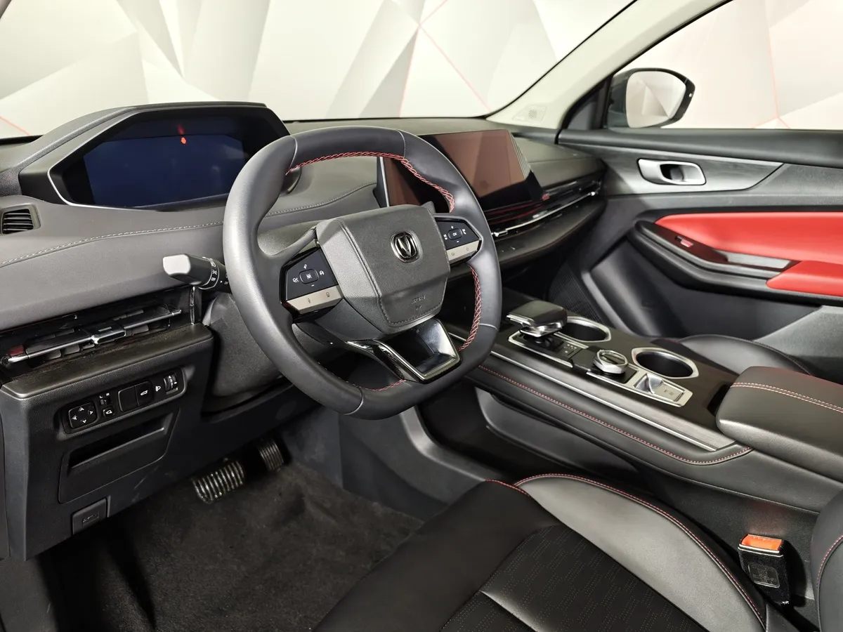 Changan UNI-S 1.5T 7DCT 2WD (181 л.с.) Tech Серый в АВИЛОН. Слайд №19