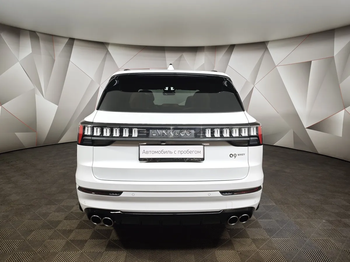 Lynk & Co 09 MHEV 2.0 T5 Drive-E AMT 4WD (7 мест) (254 л.с.) Halo + Upgrade package Белый в АВИЛОН. Слайд №8