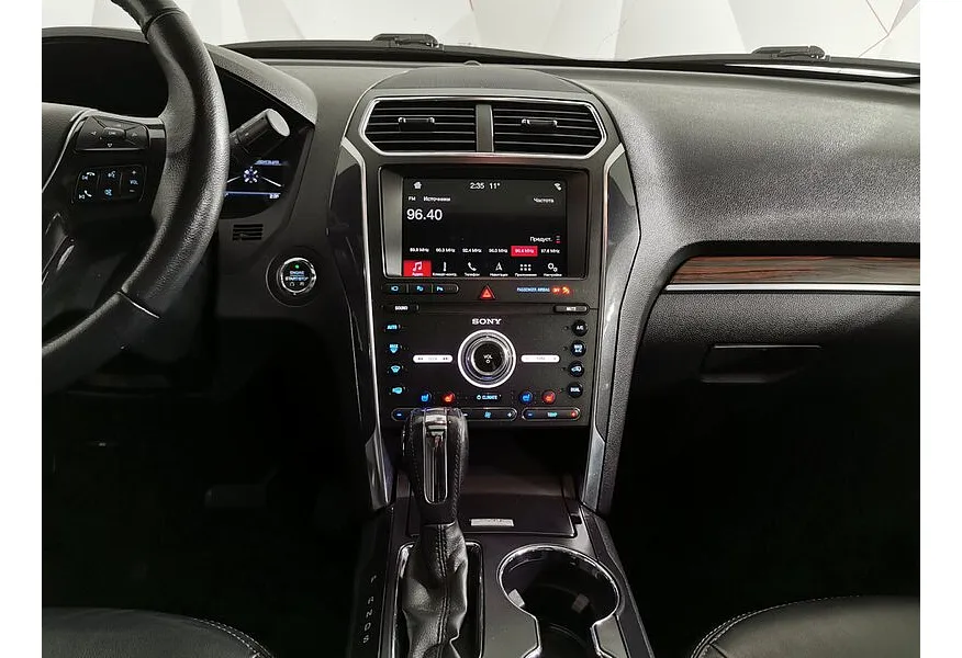 Ford Explorer 3.5 SelectShift 4WD (249 л.с.) Limited Plus Серебристый в АВИЛОН. Слайд №15