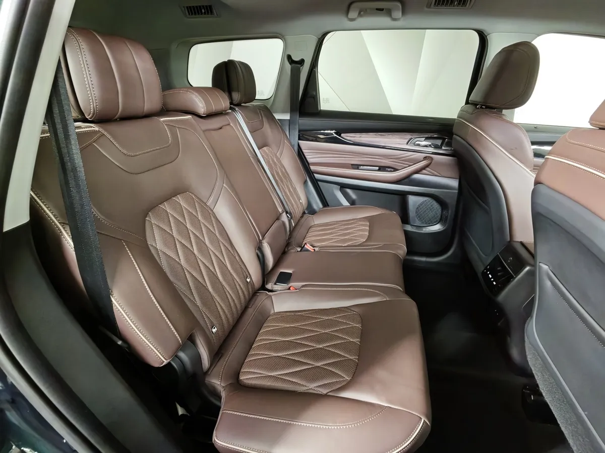 EXEED VX 2.0 AMT AWD (249 л.с.) President Limited Edition Зеленый в АВИЛОН. Слайд №16