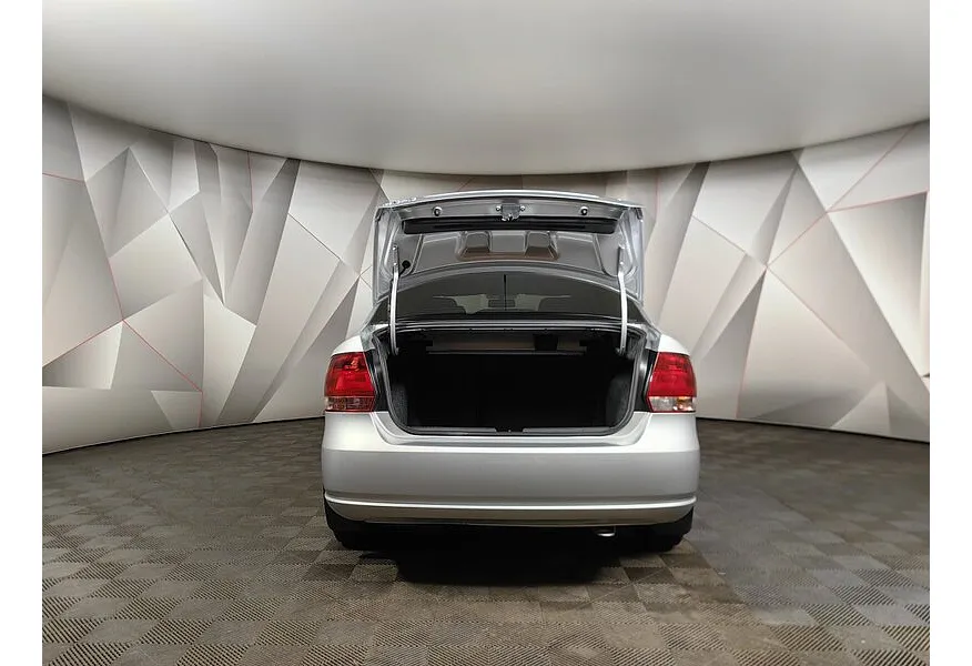 АВИЛОН - Volkswagen Polo 1.6 MT (105 л.с.) Trendline Серебристый - slide 5