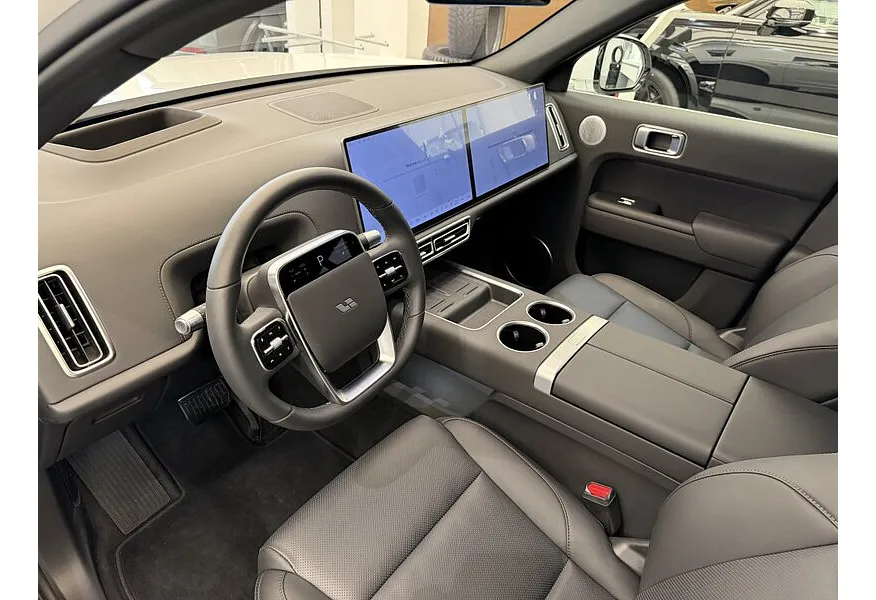 Li Auto L7 1.5 AT 4WD (449 л.с.) Pro Белый в АВИЛОН. Слайд №7