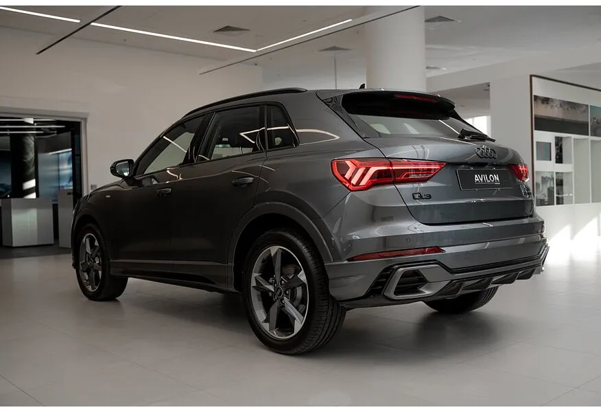 Audi Q3 2.0 45 TFSI S-tronic quattro (220 л.с.) Fashion Dynamic Edition Серый в АВИЛОН. Слайд №7