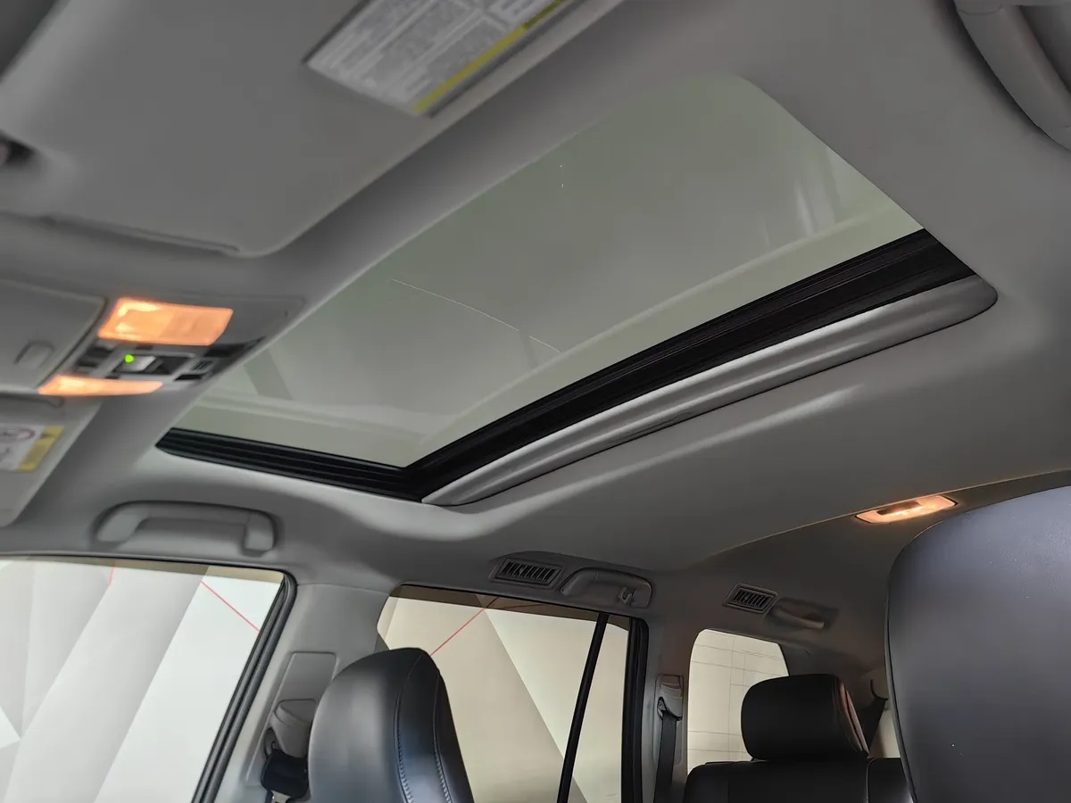 Lexus GX 460 AT AWD (5 мест) (296 л.с.) Черный в АВИЛОН. Слайд №24