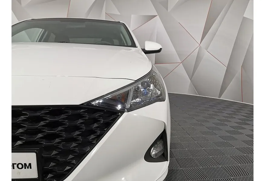 Hyundai Solaris 1.6 AT (123 л.с.) Comfort Белый в АВИЛОН. Слайд №10