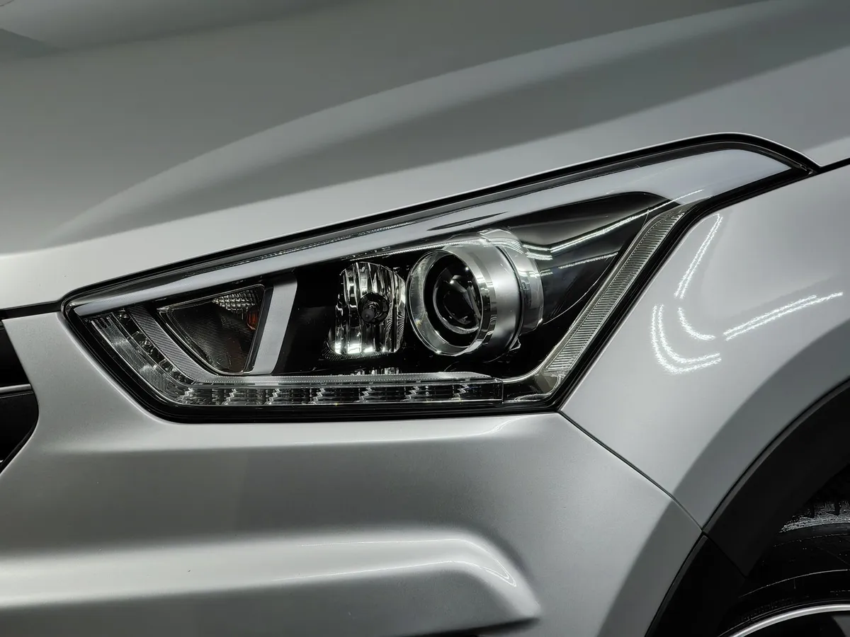 Hyundai Creta 1.6 AT AWD (121 л.с.) Comfort Plus + Advanced Серебристый в АВИЛОН. Слайд №10