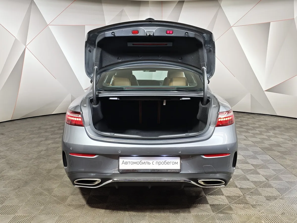 Mercedes-Benz E-Класс E 200 4MATIC 9G-TRONIC (197 л.с.) Sport Серый в АВИЛОН. Слайд №12