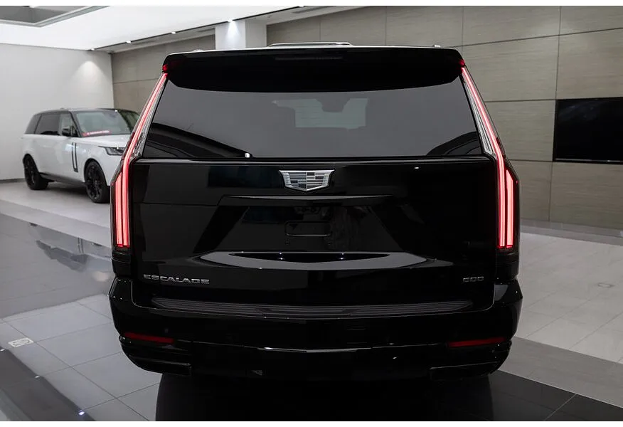 Cadillac Escalade 6.2 ESV AT AWD (420 л.с.) Sport Platinum Черный в АВИЛОН. Слайд №5