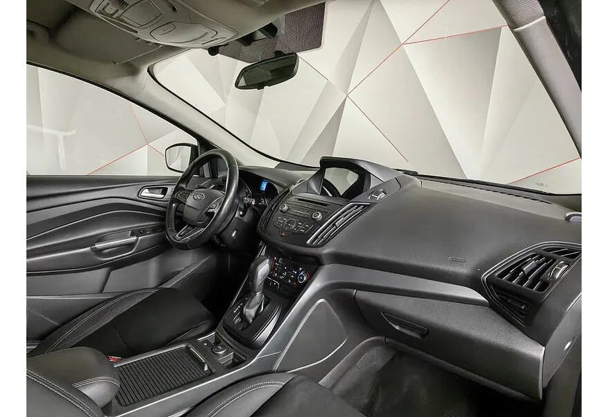 Ford Kuga 2.5 AT (150 л.с.) Черный в АВИЛОН. Слайд №13