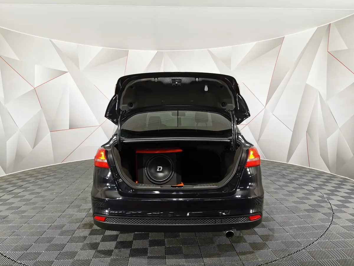 Ford Focus 1.6 Ti-VCT PowerShift (125 л.с.) SYNC Edition Черный в АВИЛОН. Слайд №11