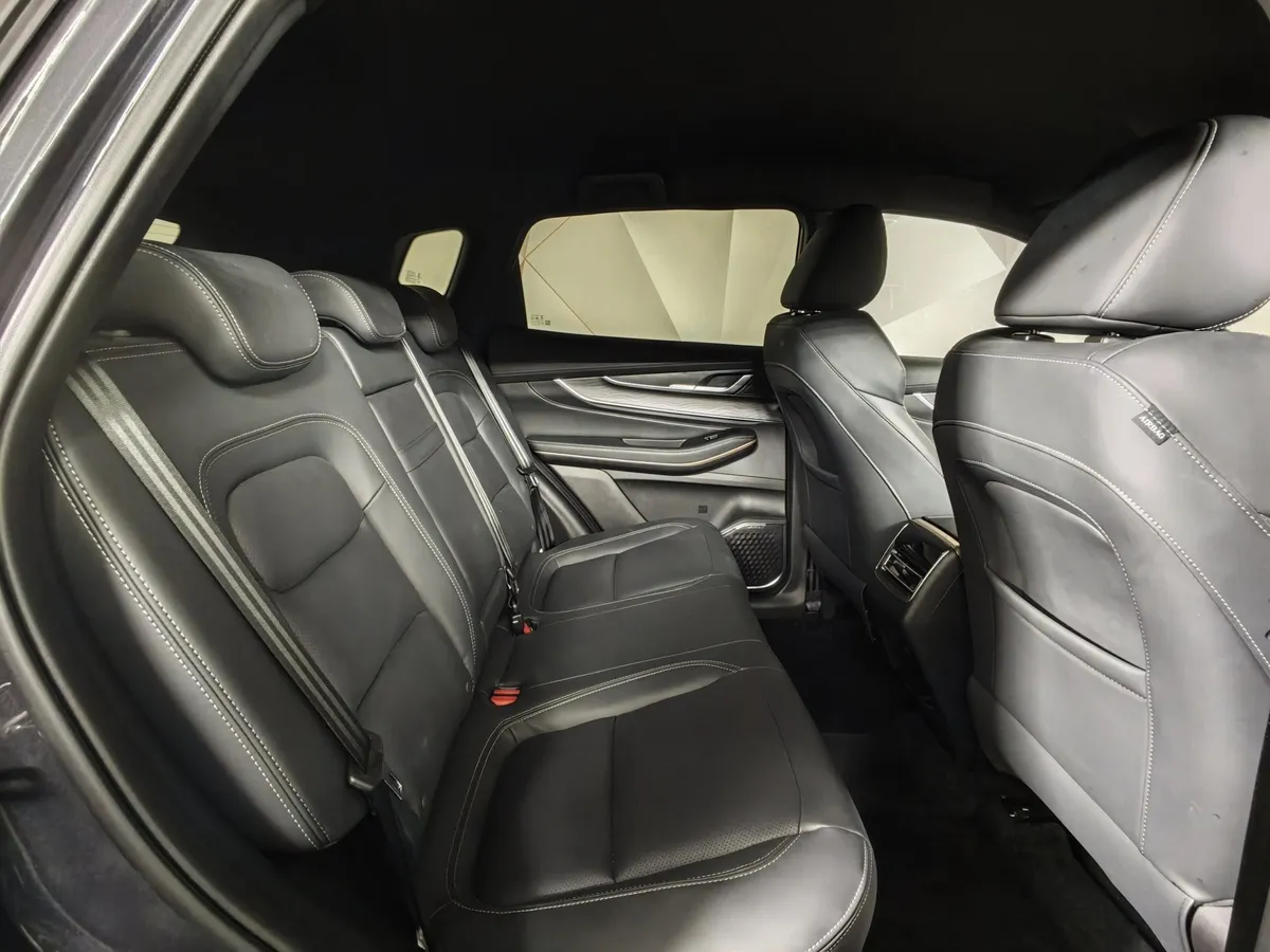 EXEED LX 1.5T CVT (147 л.с.) Business Серый в АВИЛОН. Слайд №15